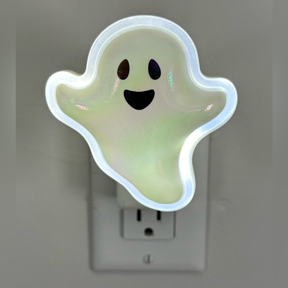 Bath & Body Works Halloween Light up Ghost Wallflower Plug in